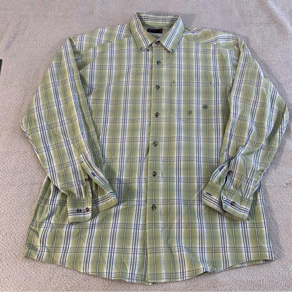Ariat Shirt Mens XLarge Button Up heavy Long Sleeve Shirt Green Checkered Horse